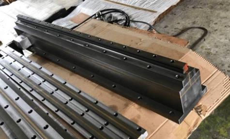 ���Ӿ�Ե��װ��